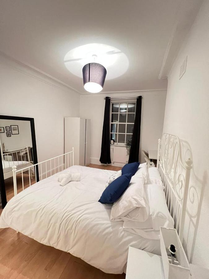 Lovely 2 Bed Flat In Soho! ลอนดอน ภายนอก รูปภาพ