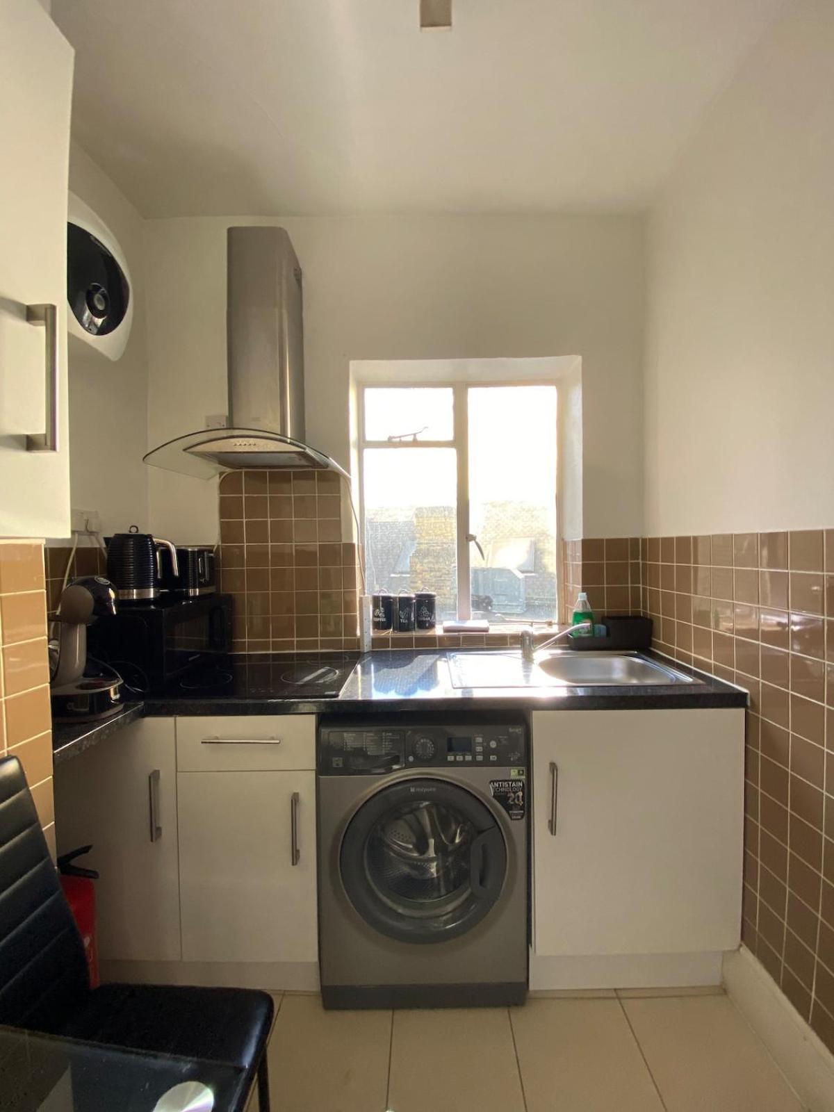 Lovely 2 Bed Flat In Soho! ลอนดอน ภายนอก รูปภาพ